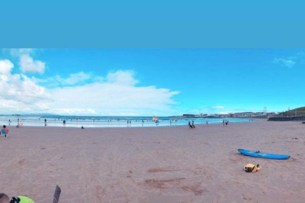 Luxurious Beach Front Apartment In Portrush Eksteriør billede